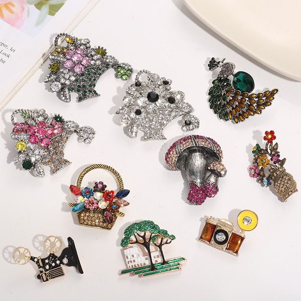 retro elegant flower basket brooch women rhinestone flower brooch pin ladies party accessories vintage garment jewelry pins, Gray
retro elegant flower basket brooch women rhinestone flower brooch pin ladies party accessories vintage garment jewelry pins, Gray