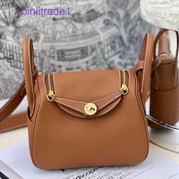 designer original swift 2023 new headwear tote women's cowhide mini lindys bag pillow single-shoulder diagonal doctor of sale zwxl
designer original swift 2023 new headwear tote women's cowhide mini lindys bag pillow single-shoulder diagonal doctor of sale zwxl