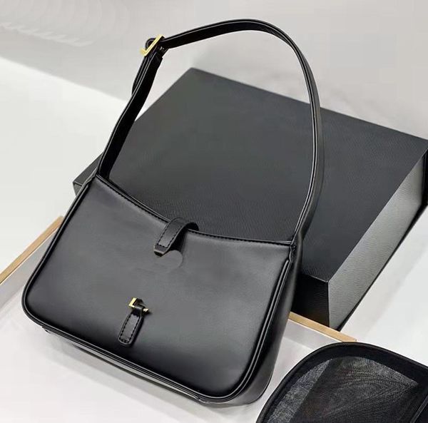 designer underarm bags luxury brand classic ladies chains fashionable shoulder bags crocodile pattern
designer underarm bags luxury brand classic ladies chains fashionable shoulder bags crocodile pattern