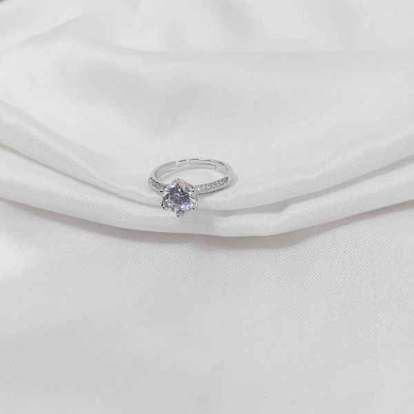 cubic diamonds solitaire rings flower women luxury open ring fashion valentines day gift silver, Golden;silver
cubic diamonds solitaire rings flower women luxury open ring fashion valentines day gift silver, Golden;silver