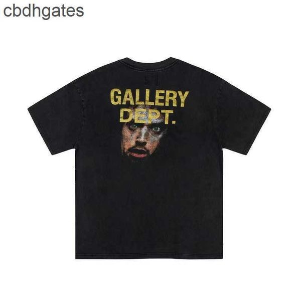 22ss letter t shirt shirts dept 2023 american fashion brand wash mens galleryes short sleeve t-shirt men women high street half 71yp, White;black
22ss letter t shirt shirts dept 2023 american fashion brand wash mens galleryes short sleeve t-shirt men women high street half 71yp, White;black