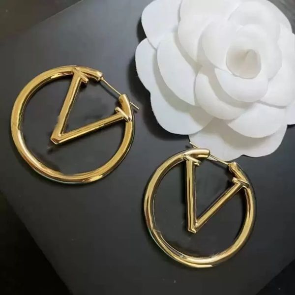 luxury big circle gold hoop earrings for lady women brand love orrous girls ear studs set designer jewelry earring valentine's day gift, Golden;silver
luxury big circle gold hoop earrings for lady women brand love orrous girls ear studs set designer jewelry earring valentine's day gift, Golden;silver