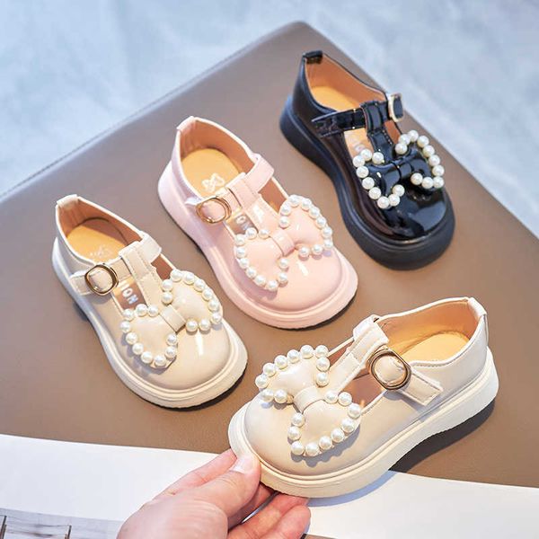 flat shoes spring autumn girls leather with bow-knot pearls beading princess sweet cute soft comfortable children flats kids shoes p230314, Black;grey
flat shoes spring autumn girls leather with bow-knot pearls beading princess sweet cute soft comfortable children flats kids shoes p230314, Black;grey