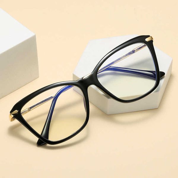 sunglasses new tr cat's eye catapult glasses women's fashion trend blue light proof flat lens frame, White;black
sunglasses new tr cat's eye catapult glasses women's fashion trend blue light proof flat lens frame, White;black