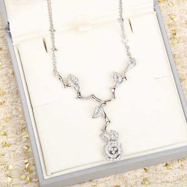 rose des bagatelle ins chain necklace designer new in luxury fine jewelry for womens pendant k gold love heart saturn planet clover pearl st, Silver
rose des bagatelle ins chain necklace designer new in luxury fine jewelry for womens pendant k gold love heart saturn planet clover pearl st, Silver