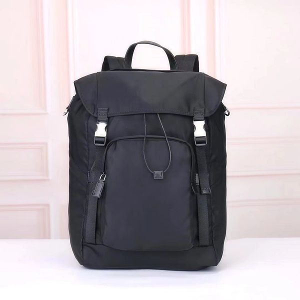 designer backpacks men sports backpack fashion man outdoor shoulder bag handbag presbyopia post bag parachute fabric lapbackpack sac de voya
designer backpacks men sports backpack fashion man outdoor shoulder bag handbag presbyopia post bag parachute fabric lapbackpack sac de voya