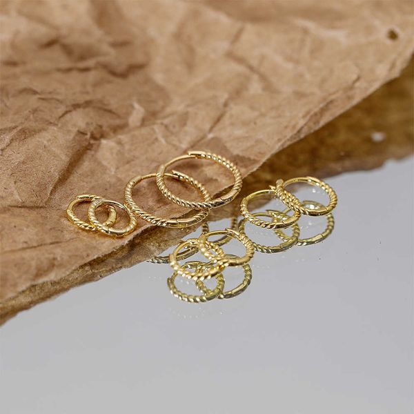 charm canner minimalist 4 style twist ear hoops earring 925 sterling silver round huggie earrings for women men pendientes plata 925 aa23031, Golden
charm canner minimalist 4 style twist ear hoops earring 925 sterling silver round huggie earrings for women men pendientes plata 925 aa23031, Golden