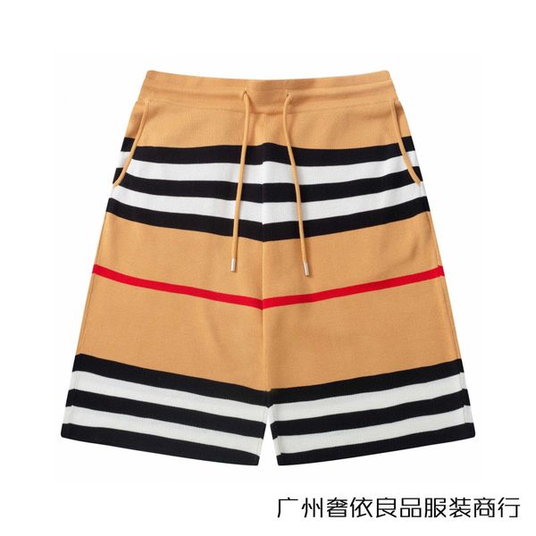 correct version b burbry designer of light luxury ba's classic plaid loose casual knitted capris with for men and women, White;black
correct version b burbry designer of light luxury ba's classic plaid loose casual knitted capris with for men and women, White;black