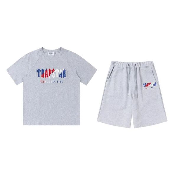 2023 summer men t-shirts trapstar t shirt designer shirts print letter luxury black white rainbow color sports fashion cotton short sleeve s, White;black
2023 summer men t-shirts trapstar t shirt designer shirts print letter luxury black white rainbow color sports fashion cotton short sleeve s, White;black
