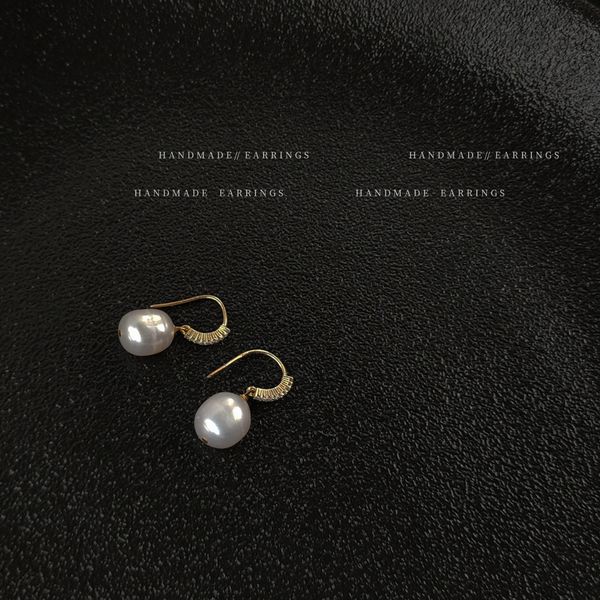 pearl stud earrings for women korean fashion pearls inlaid zircon metal earrings party jewelry gift, Golden;silver
pearl stud earrings for women korean fashion pearls inlaid zircon metal earrings party jewelry gift, Golden;silver