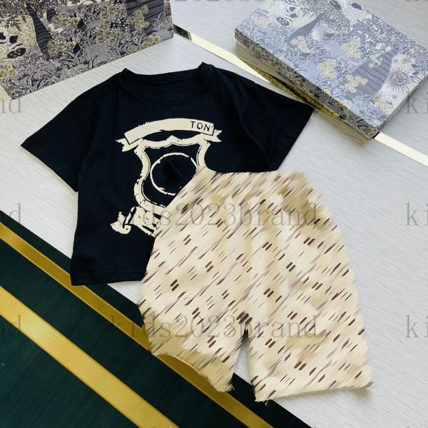 23ss kahki hole shorts kid t shirts sets preppy style sports tees brand designer boys t shirts shorts classic high-end children t-shirts wit, White
23ss kahki hole shorts kid t shirts sets preppy style sports tees brand designer boys t shirts shorts classic high-end children t-shirts wit, White