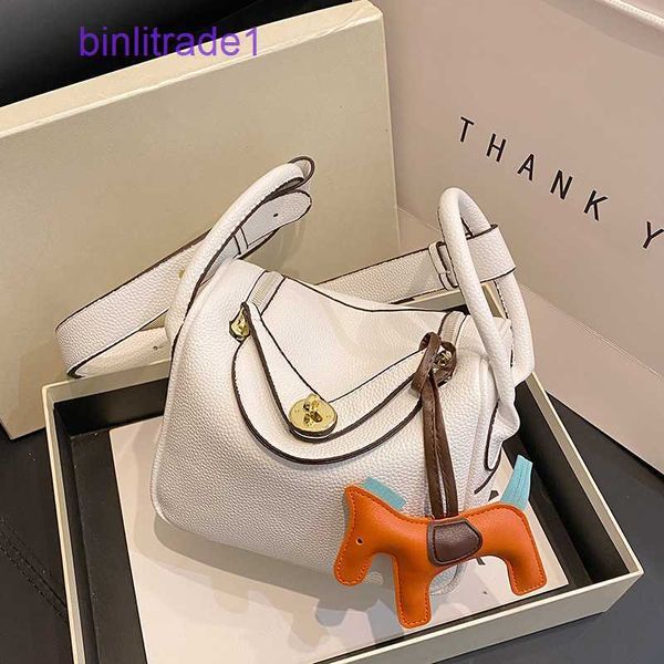 designer original high-end a small number bag of women 2023 new lindys fashion doctor western-style carry-on messenger of sale 3ydm
designer original high-end a small number bag of women 2023 new lindys fashion doctor western-style carry-on messenger of sale 3ydm