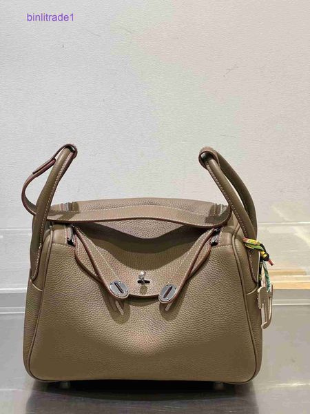 designer original 2023 new mini lindys headband cowhide doctor bag leather lady fashion one shoulder hand pillow medicine of sale
designer original 2023 new mini lindys headband cowhide doctor bag leather lady fashion one shoulder hand pillow medicine of sale