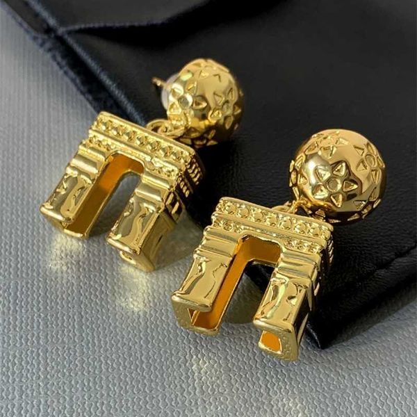 earring high-grade metal hollow triumphal arch earrings women's french temperament exaggerated small number of earrings, Golden
earring high-grade metal hollow triumphal arch earrings women's french temperament exaggerated small number of earrings, Golden