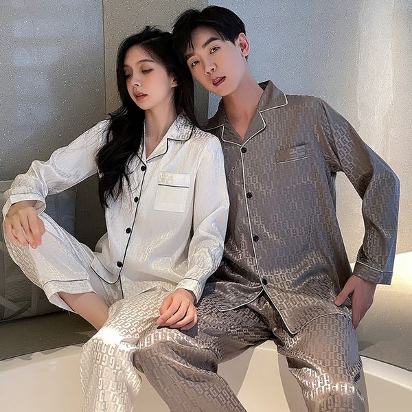 women's sleepwear pajamas women's silk long-sleeved pajamas suit jacquard plaid high-grade ice silk can be worn outside home wear, Black;red
women's sleepwear pajamas women's silk long-sleeved pajamas suit jacquard plaid high-grade ice silk can be worn outside home wear, Black;red