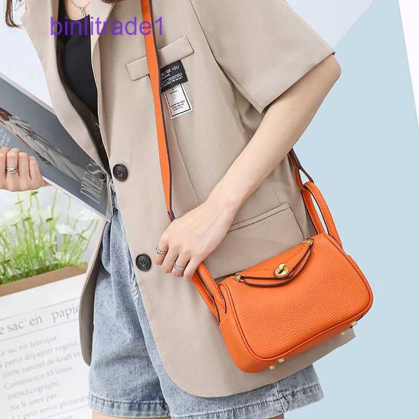 designer original new mini lindys bag fashion 2023 shoulder leisure togo cow leather doctor of sale apu1
designer original new mini lindys bag fashion 2023 shoulder leisure togo cow leather doctor of sale apu1
