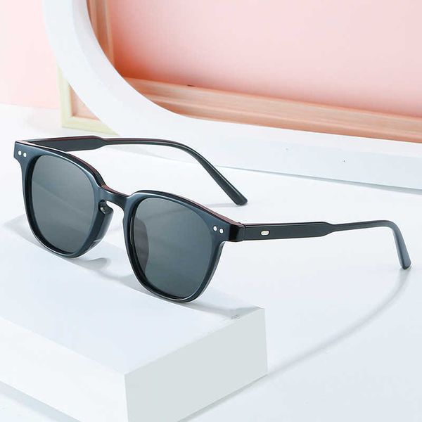 sunglasses 2021 new gm sunglasses same as ins fashion men's and women's small frame midin, White;black
sunglasses 2021 new gm sunglasses same as ins fashion men's and women's small frame midin, White;black