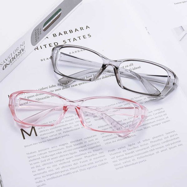 sunglasses fashion anti-blue light flat lens transparent small square protective trend goggles men's and women's cherry, White;black
sunglasses fashion anti-blue light flat lens transparent small square protective trend goggles men's and women's cherry, White;black