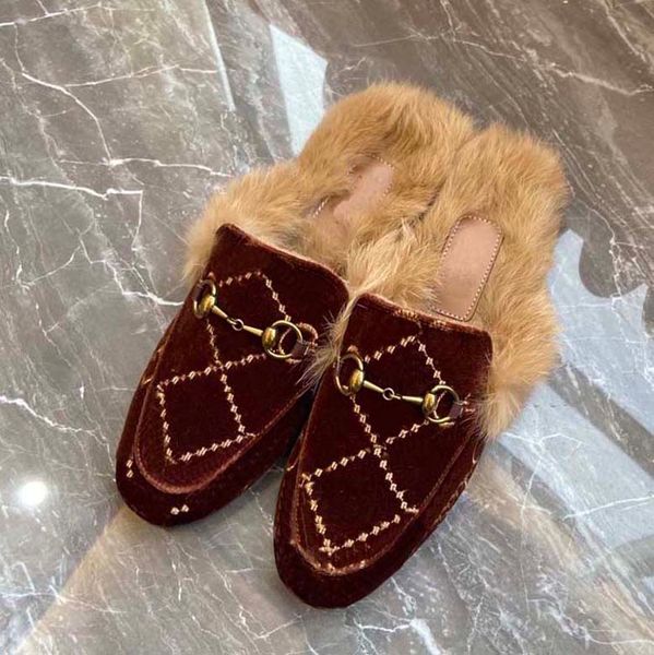 sliding slippers mens designer womens sandals printed leather sole flat slippers with horse buckle retro luxury fashion versatile slippers, Black
sliding slippers mens designer womens sandals printed leather sole flat slippers with horse buckle retro luxury fashion versatile slippers, Black
