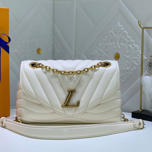 luxury designer handbag women's gold buckle gold chain one shoulder oblique span bag high-quality quilted embroidery ling chain bag mes
luxury designer handbag women's gold buckle gold chain one shoulder oblique span bag high-quality quilted embroidery ling chain bag mes