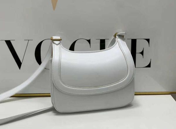 designer bag charlie one shoulder bag medium smooth cow leather front clamshell bag side double-sided design purse fashion personality cross 
designer bag charlie one shoulder bag medium smooth cow leather front clamshell bag side double-sided design purse fashion personality cross