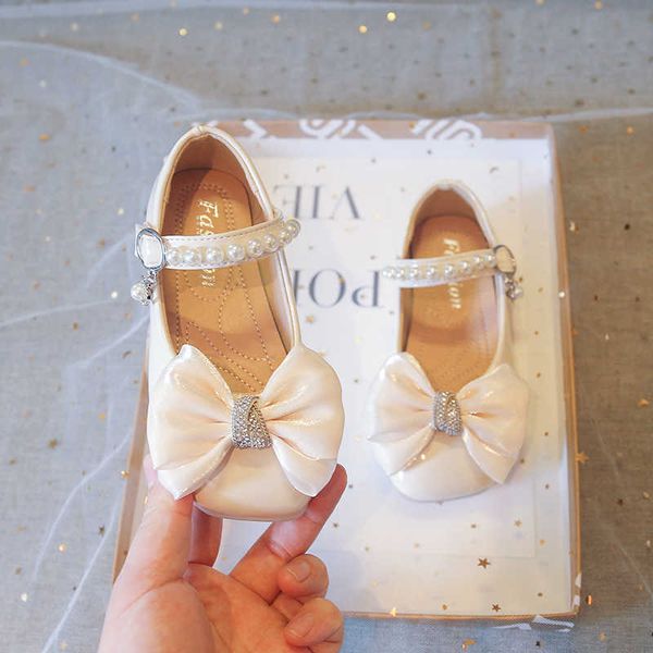 flat shoes girls princess children rhinestone bow pearl performance fashion wild elegant soft non-slip kids shoes h192 p230314, Black;grey
flat shoes girls princess children rhinestone bow pearl performance fashion wild elegant soft non-slip kids shoes h192 p230314, Black;grey