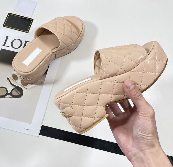women platform wedges slippers calfskin quilted leather sandal pump heels shoes fashion luxury designer flip flops padded slides dress shoe, Black
women platform wedges slippers calfskin quilted leather sandal pump heels shoes fashion luxury designer flip flops padded slides dress shoe, Black