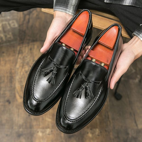 classic men's casual loafers driving shoes moccasin fashion male comfortable autumn leather shoes men lazy tassel dress shoe, Black;white
classic men's casual loafers driving shoes moccasin fashion male comfortable autumn leather shoes men lazy tassel dress shoe, Black;white