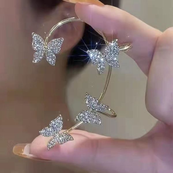 butterfly ear cuff glitter rhinestone vintage non-piercing fake earrings bridal wedding climber ear wrap prom ball jewelry for women girls t, Silver
butterfly ear cuff glitter rhinestone vintage non-piercing fake earrings bridal wedding climber ear wrap prom ball jewelry for women girls t, Silver