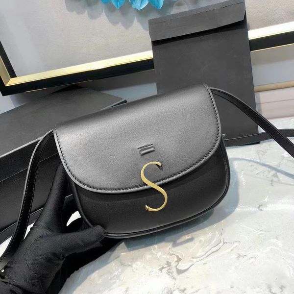 hasp letter logo metal kaia bag saddle designer messenger hobo luxury crossbody bag women postman genuine leather with shoulder bags men clu
hasp letter logo metal kaia bag saddle designer messenger hobo luxury crossbody bag women postman genuine leather with shoulder bags men clu