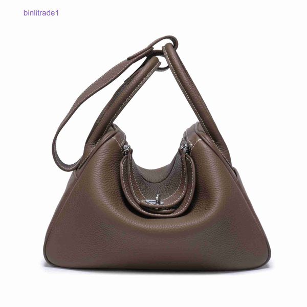 designer original the first layer of cow skin litchi pattern lindi bag doctor's medicine leather women's live broadcast goods of s
designer original the first layer of cow skin litchi pattern lindi bag doctor's medicine leather women's live broadcast goods of s