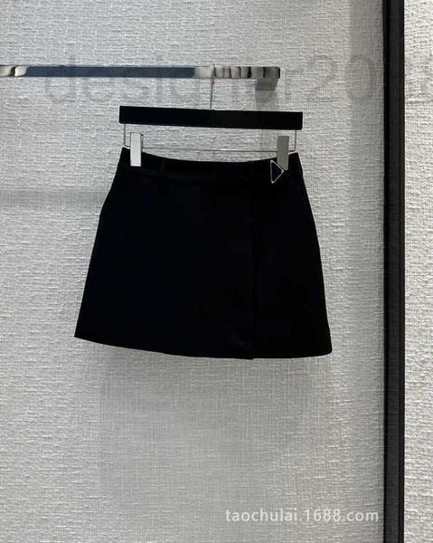 skirts designer women's small fashionable high-waisted straight tube buttocks mini woolen skirt 0d6n, Black
skirts designer women's small fashionable high-waisted straight tube buttocks mini woolen skirt 0d6n, Black