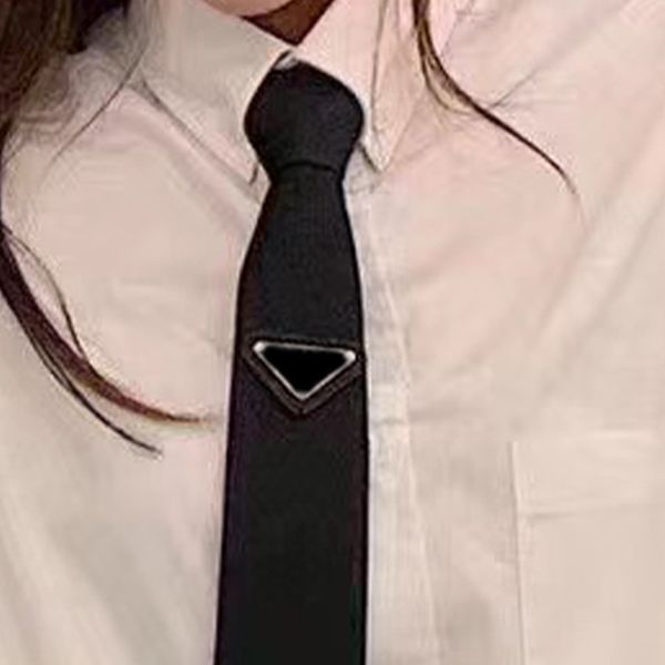 fashion neck ties men and women luxury designer prad tie p inverted triangle pattern letters silk neckwear fur solid color neckties party bu, Blue;purple
fashion neck ties men and women luxury designer prad tie p inverted triangle pattern letters silk neckwear fur solid color neckties party bu, Blue;purple