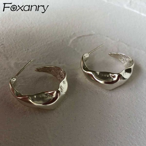 charm anry silver color hoop earrings for women new trendy vintage elegant irregular texture party jewelry prevent allergy l230315, Golden
charm anry silver color hoop earrings for women new trendy vintage elegant irregular texture party jewelry prevent allergy l230315, Golden