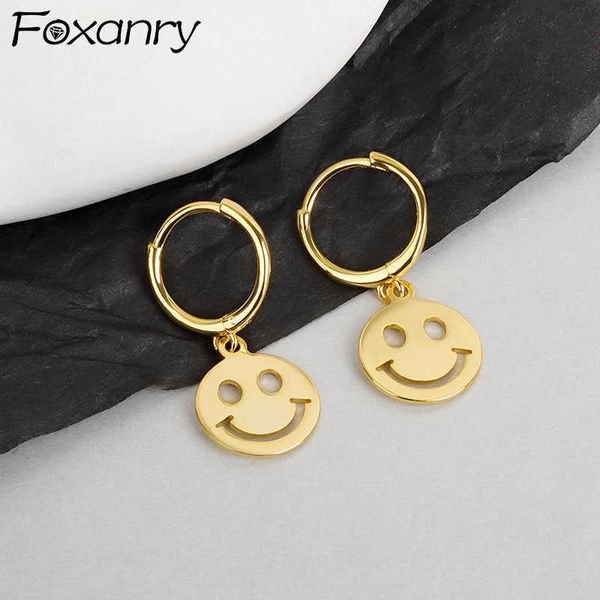charm anry prevent allergy silver color hoop earrings ins fashion simple couples hollow party jewelry new ears buckle l230315, Golden
charm anry prevent allergy silver color hoop earrings ins fashion simple couples hollow party jewelry new ears buckle l230315, Golden