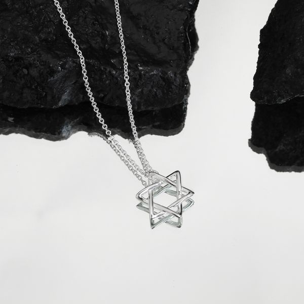 925 silver plated silver luxury diamond cross jewelry women diamond cross pendant necklaces chain link luxury love wedding party wholesale g
925 silver plated silver luxury diamond cross jewelry women diamond cross pendant necklaces chain link luxury love wedding party wholesale g