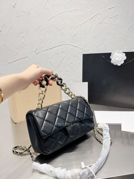 classic designer shoulder bag 2023 spring and summer thick chain women handbag purse tote crossbody bag cf fashion casual colors available
classic designer shoulder bag 2023 spring and summer thick chain women handbag purse tote crossbody bag cf fashion casual colors available