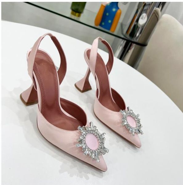 amina muaddi begum crystal-embellished buckle stain pumps shoes spool heels sandals women's luxury designers dress shoe evening slingba, Black
amina muaddi begum crystal-embellished buckle stain pumps shoes spool heels sandals women's luxury designers dress shoe evening slingba, Black