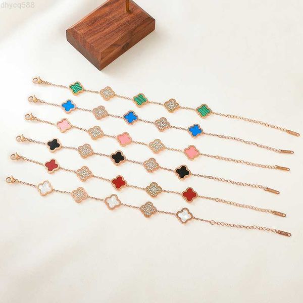 jewelry in stock wholesale rose gold plated non-fading ladies fashion clover stainless steel bracelet, Golden;silver
jewelry in stock wholesale rose gold plated non-fading ladies fashion clover stainless steel bracelet, Golden;silver