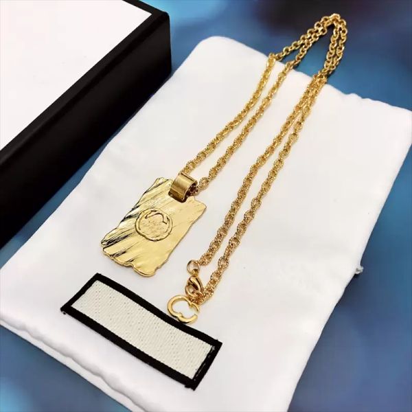 2023pendant gold medal necklaces for designer dold jewelry women perty luxuyy long necklace womens fashion casual necklaces d2110151hl, Silver
2023pendant gold medal necklaces for designer dold jewelry women perty luxuyy long necklace womens fashion casual necklaces d2110151hl, Silver