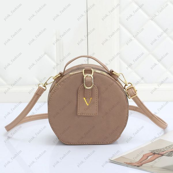 fashion totes designer handbag women luxurys designers bum bag lettter shoulder bags for womens handbags wallet crossbody pochette tote 152z
fashion totes designer handbag women luxurys designers bum bag lettter shoulder bags for womens handbags wallet crossbody pochette tote 152z