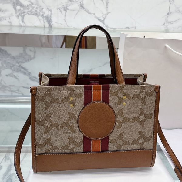 tote totes designer handbag women the tote bag luxury fashion classic large capacity solid color handbags
tote totes designer handbag women the tote bag luxury fashion classic large capacity solid color handbags