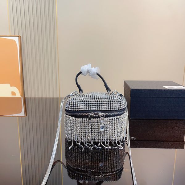 luxries bags lady rhinestone handbags women party handbag brand quality evening bag shiny rhinestone tassel purse
luxries bags lady rhinestone handbags women party handbag brand quality evening bag shiny rhinestone tassel purse