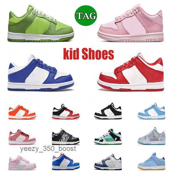 classic skateboard kids dunks shoes platform low sneakers chunky phillies black white syracuse pink foam chlorophyll girls boys baby 16u3
classic skateboard kids dunks shoes platform low sneakers chunky phillies black white syracuse pink foam chlorophyll girls boys baby 16u3