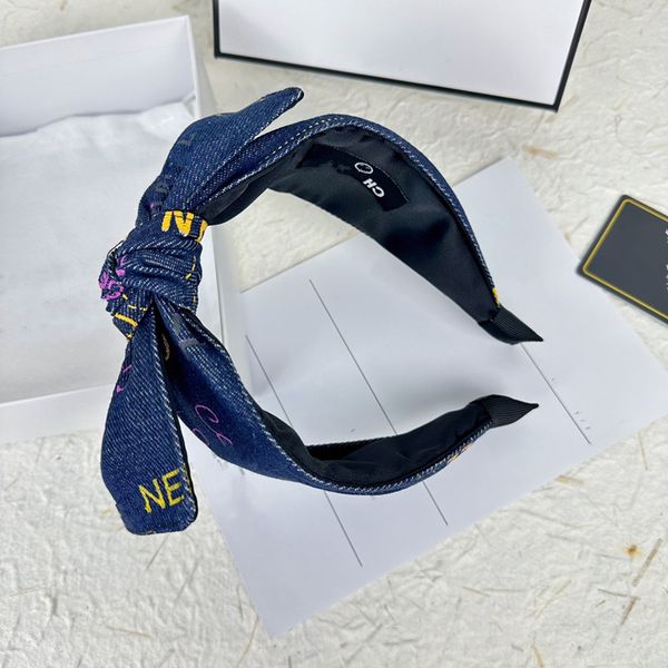 with box 2023 luxury designers headbands denim quality cloth bowknot brand headband sports hair hoop makeup hair accessories, Silver
with box 2023 luxury designers headbands denim quality cloth bowknot brand headband sports hair hoop makeup hair accessories, Silver
