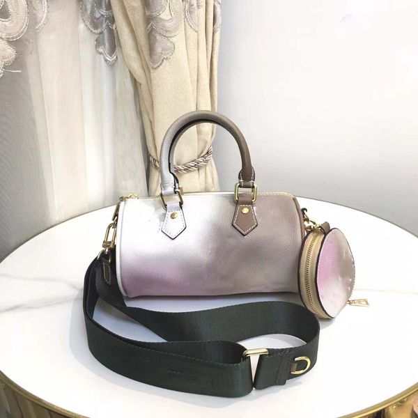 fashion duffel bags luxury women luggage gentleman commerce travel bags nylon handbags large capacity holdall carry on luggages
fashion duffel bags luxury women luggage gentleman commerce travel bags nylon handbags large capacity holdall carry on luggages