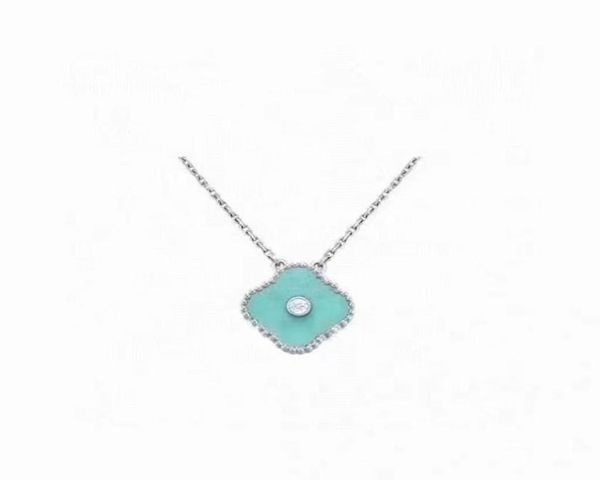 2022 christmas limited edition clover designer pendant necklaces for women retro vintage silver 4 leaf light blue diamond brand lu9097986
2022 christmas limited edition clover designer pendant necklaces for women retro vintage silver 4 leaf light blue diamond brand lu9097986