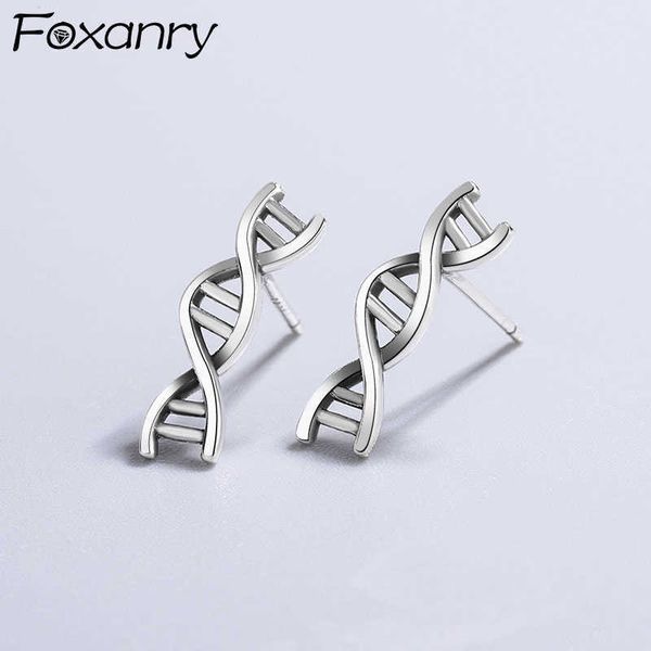 charm anry prevent allergy silver color d earrings fashion vintage make old hollow geometric thai silver party jewelry l230315, Golden
charm anry prevent allergy silver color d earrings fashion vintage make old hollow geometric thai silver party jewelry l230315, Golden