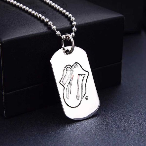 ch 925 silver necklace men's and women's classic cross big tongue military brand pendant punk sweater
ch 925 silver necklace men's and women's classic cross big tongue military brand pendant punk sweater