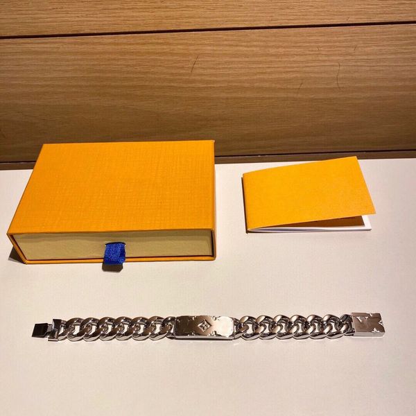 2023 luxury fashion chain designer men's bracelet trend cuban punk style bracelet couple universal no box, Black
2023 luxury fashion chain designer men's bracelet trend cuban punk style bracelet couple universal no box, Black
